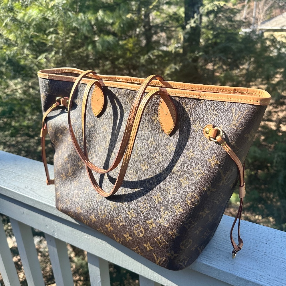 Louis Vuitton Madison Fondee en 1854 Neverfull